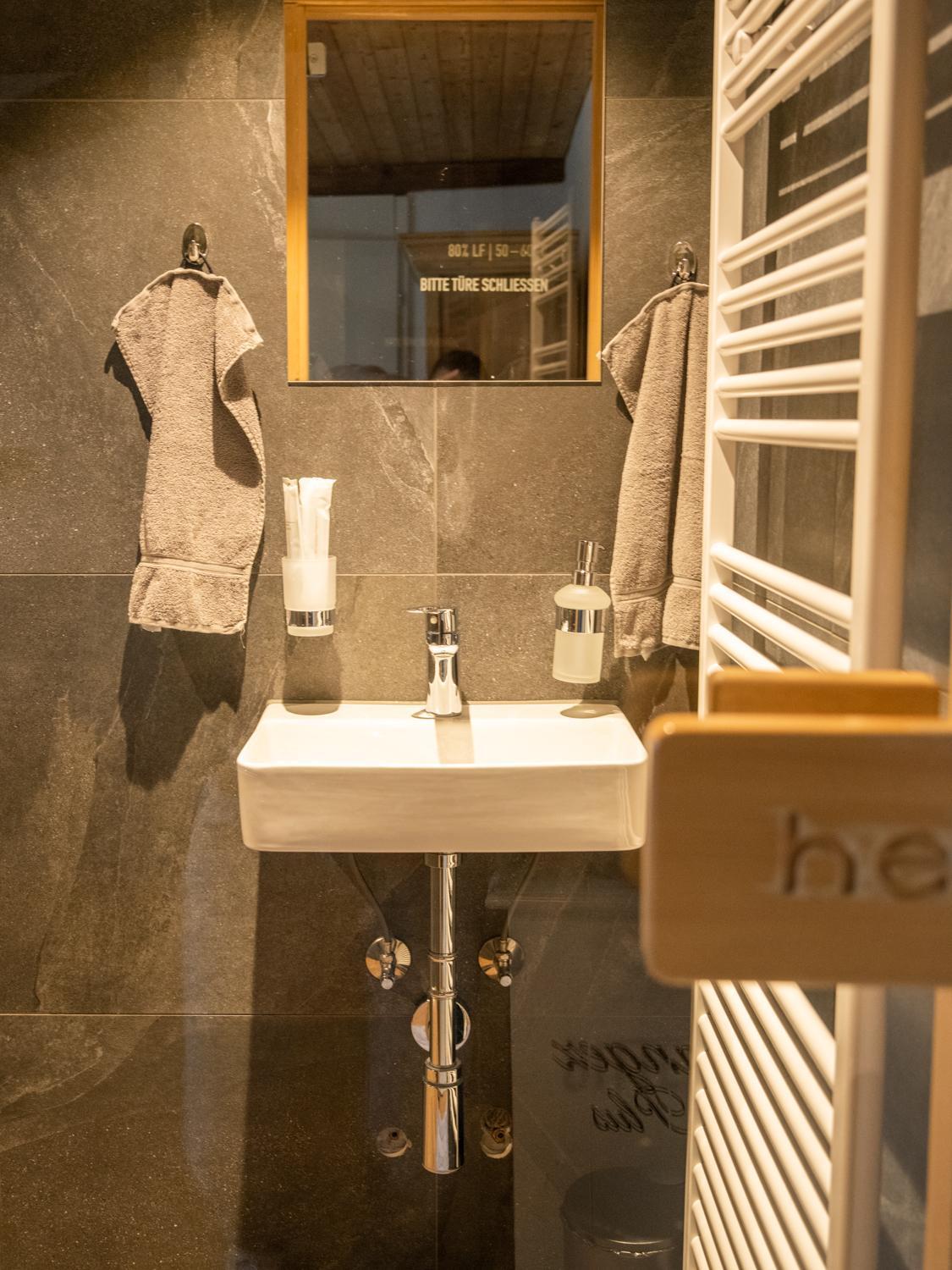 Moderne Altbauwohnung Im Zentrum Von Bern Mit Wellness エクステリア 写真